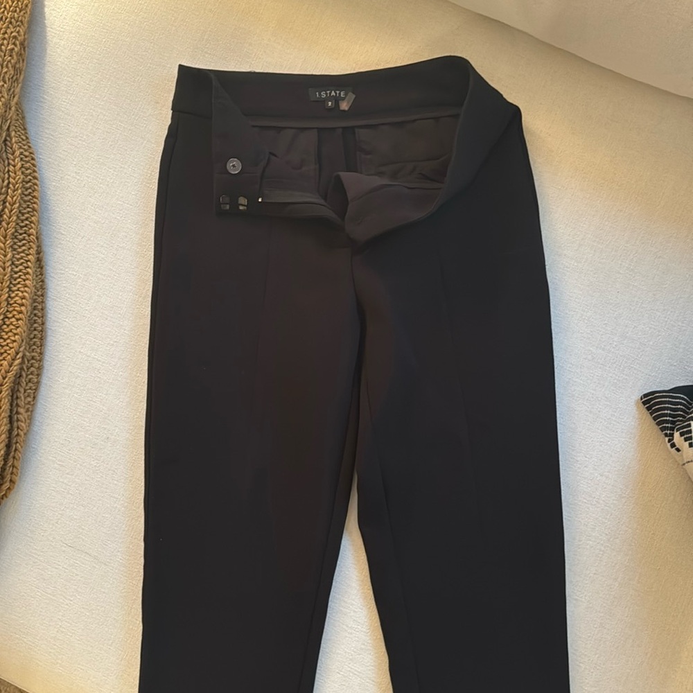 1. State black women’s trousers. Size 2. Black. Mint condition.